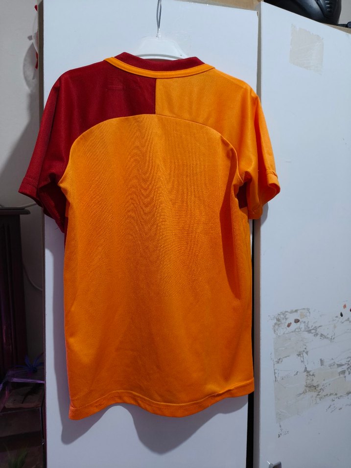 Galatasaray Sarı Kırmızı Kısa Kollu Forma - Görsel 2