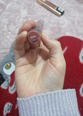 Meet Matt(e) Hughes Parlak Bej Ruj - Görsel 2