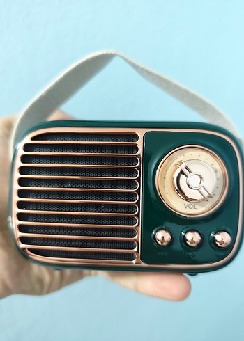 Renkli Retro Taşınabilir Müzik Sistemi - Görsel 2