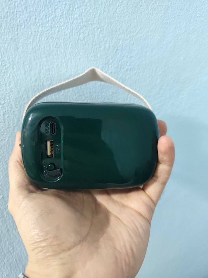 Renkli Retro Taşınabilir Müzik Sistemi - Görsel 4