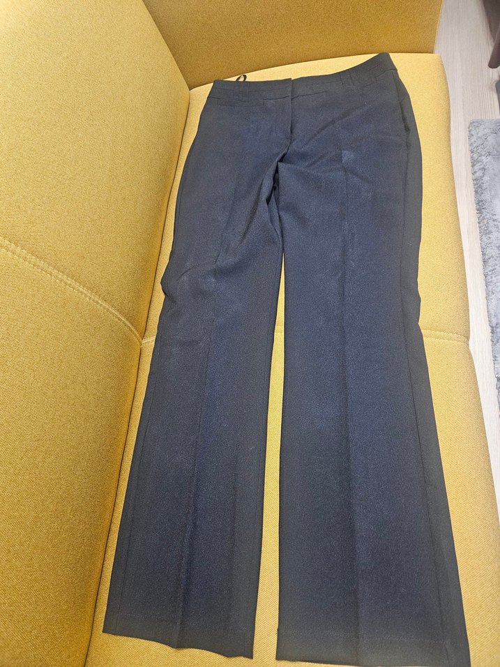 Siyah Pilili Kadın Kumaş Pantolon - Görsel 2