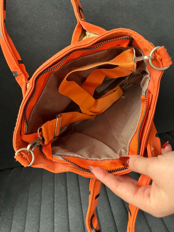 Turuncu Baskılı Kadın Omuz Çantası - Görsel 2