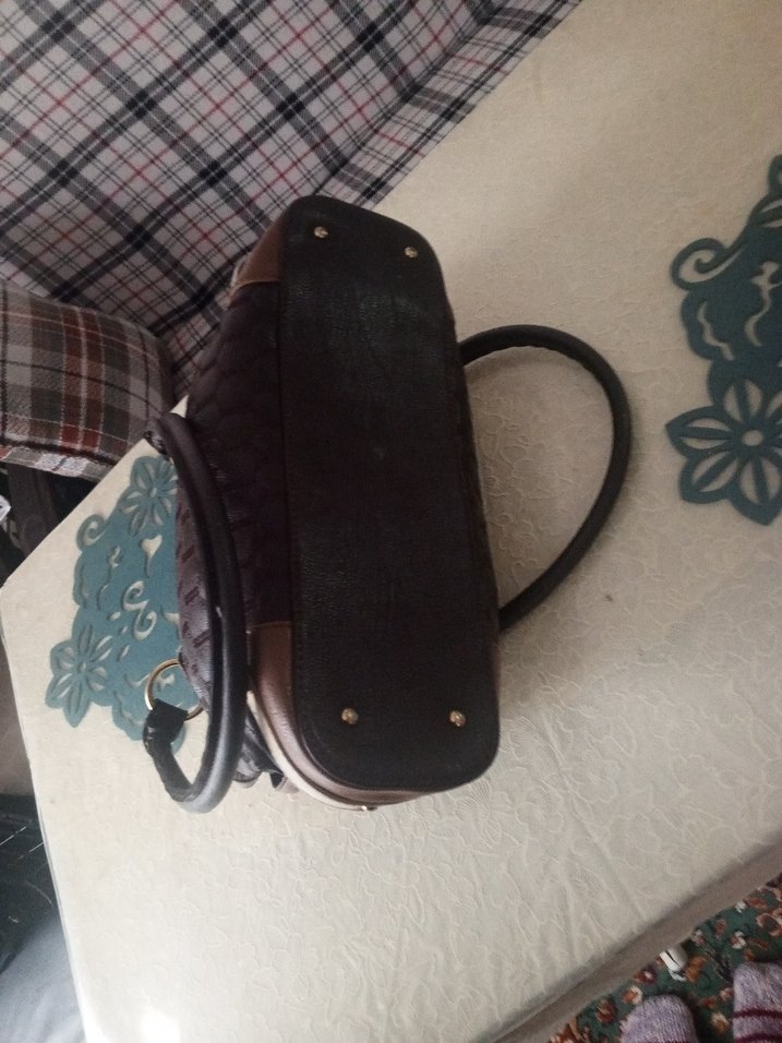 Kahverengi Deri Tokalı Kadın Çanta - Görsel 4