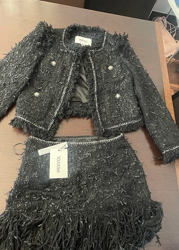 Kadın Siyah Mini Düğmeli Nakışlı Ceket - Görsel 2