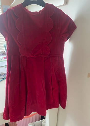 Düz kırmızı kadife Kısa Kollu Fırfırlı Kız Çocuk Elbisesi - Görsel 3