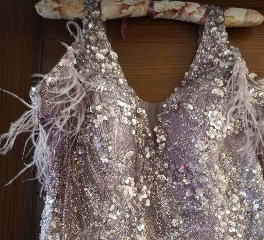 Uzun V Yaka Dantel İşlemeli Kadın Elbise - Görsel 2