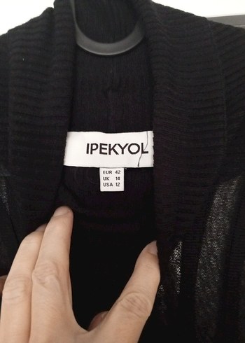 Uzun Kollu Siyah Pliseli Triko Elbise - Görsel 3