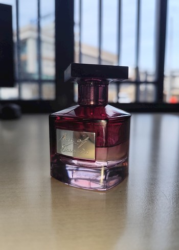 Rose of Dreams Oriflame Vişne Kokulu Yarım Şişe Kadın Parfüm. - Görsel 2