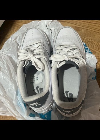 Beyaz Bağcıklı Kadın Spor Ayakkabı - Görsel 4