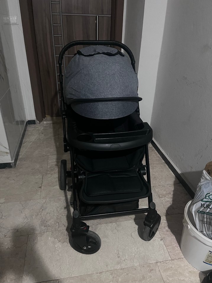 Gri Bebek Arabası - Görsel 2