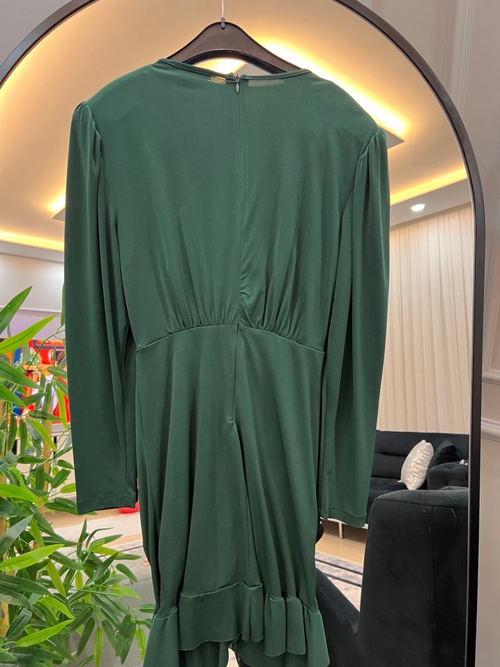 Uzun Kollu Drapeli Yeşil V Yaka Elbise - Görsel 4