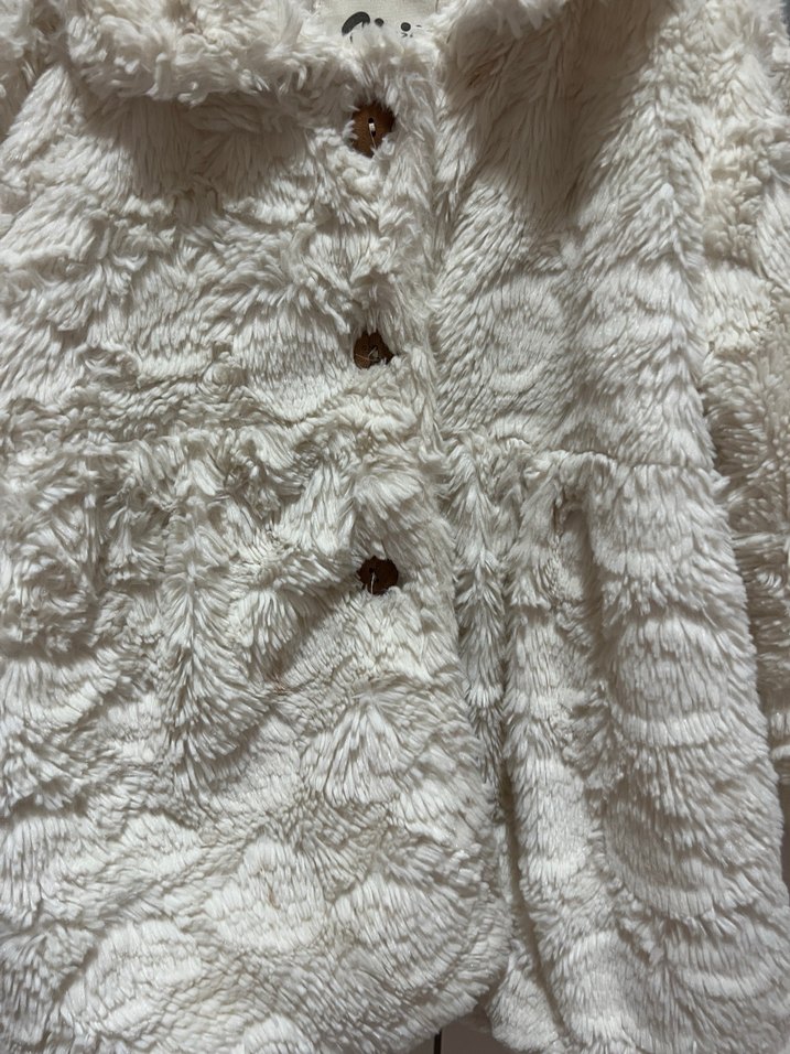 Kız Çocuk Beyaz Peluş Kürklü Ceket - Görsel 3