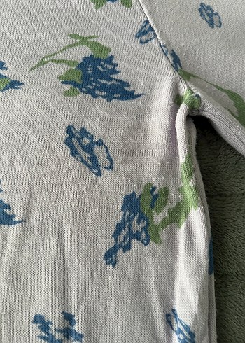 Düğmeli Mor Çiçek Desenli Kadın Hırka - Görsel 6