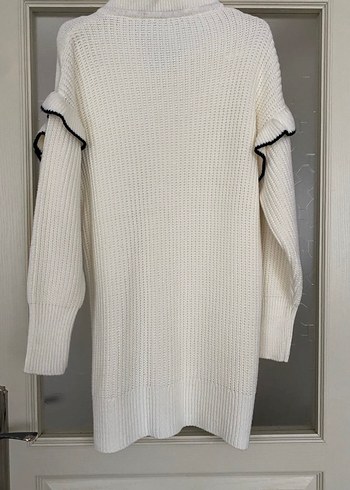 Nakışlı Beyaz Örgü Kadın Kazak - Görsel 4