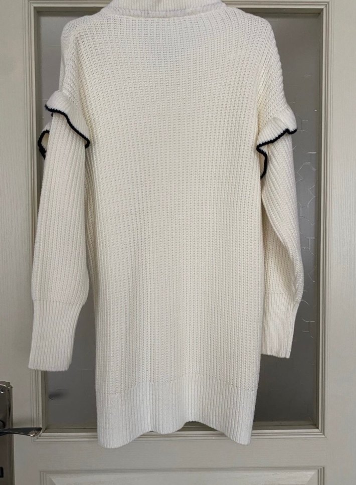 Nakışlı Beyaz Örgü Kadın Kazak - Görsel 4