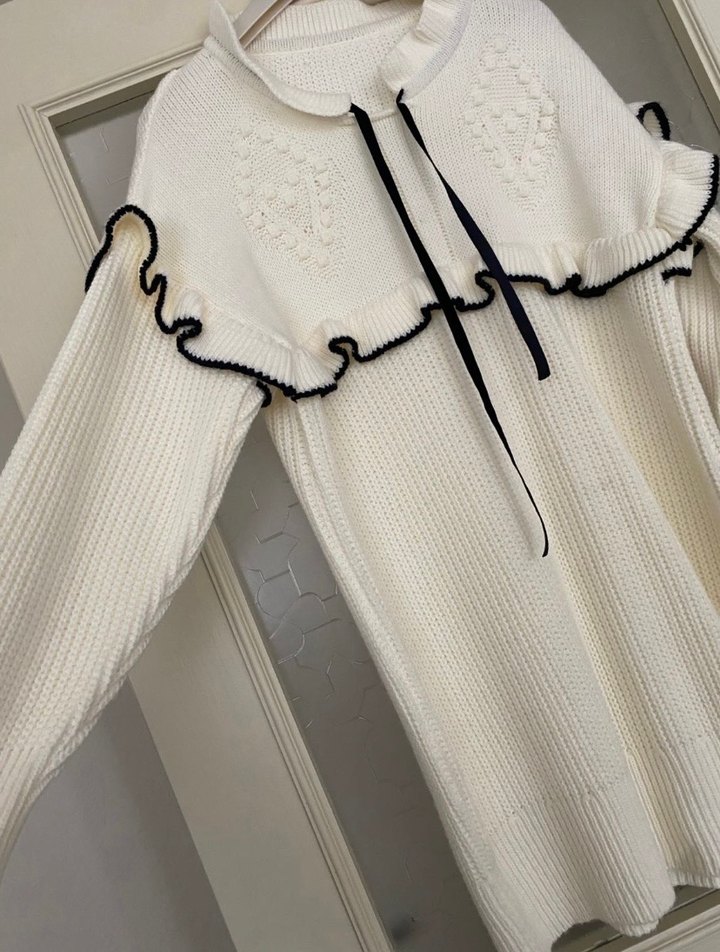 Nakışlı Beyaz Örgü Kadın Kazak - Görsel 3