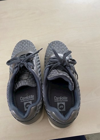 Gri Yılan Desenli Günlük Kadın Spor Ayakkabı - Görsel 4