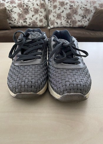 Gri Yılan Desenli Günlük Kadın Spor Ayakkabı - Görsel 2