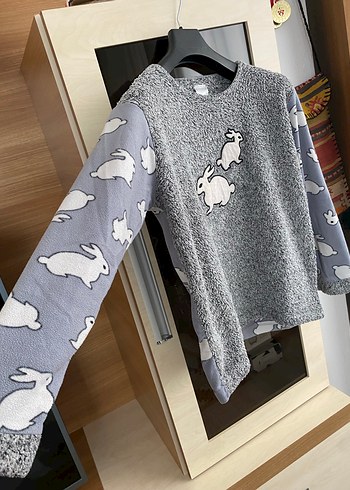 Gri Uzun Kollu Örme Tavşan Desenli Kadın Pijama Üstü - Görsel 2
