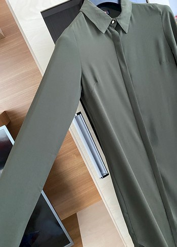 Kadın Haki Uzun Kollu Düğmeli Tunik - Görsel 2