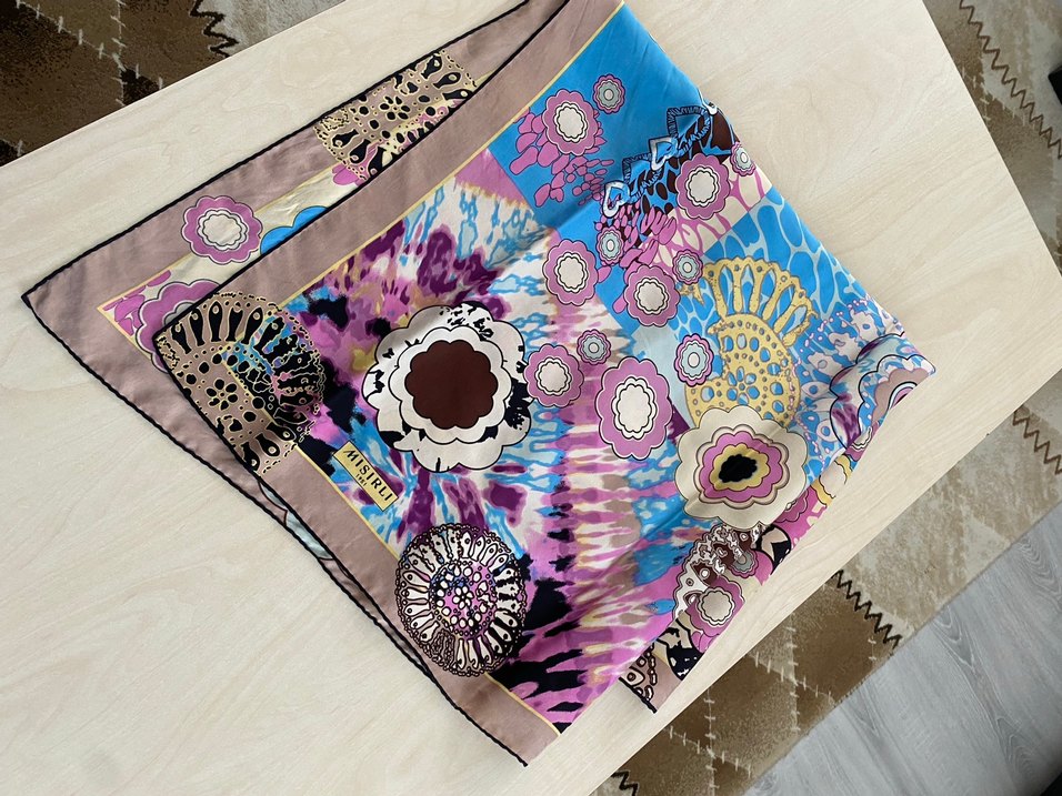 Çiçek Desenli Bohem Kadın Mısırlı Marka Eşarp - Görsel 4