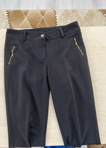 Kadın Siyah Fermuarlı Kumaş Pantolon - Görsel 3