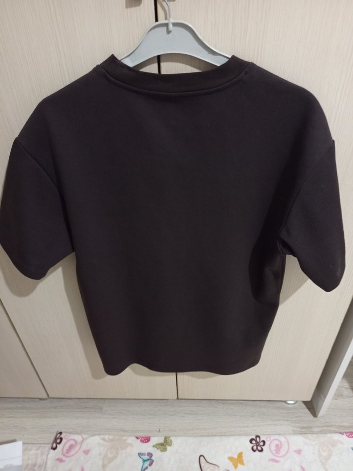 Siyah Baskılı Oversize Kadın Tişört - Görsel 2