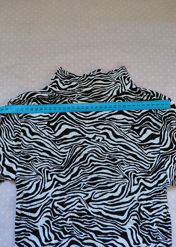 Zebra Desenli, Boğazlı, Uzun Kollu Kadın Bluz - Görsel 2