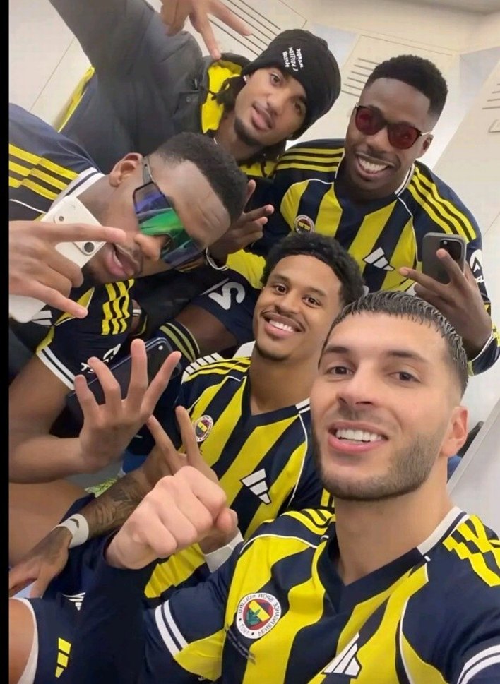 Sarı Erkek Kısa Kollu Bisiklet Yaka Tişört - Görsel 2