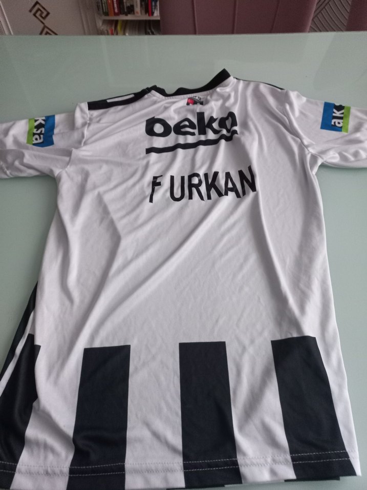 beşiktaş  forması  22/23 sezon - Görsel 2