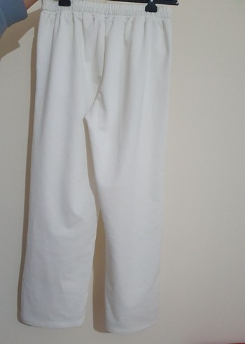 Beyaz iki iplik bol paça eşofman. - Görsel 2