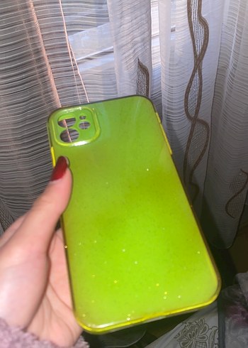 Parlak yeşil ve desenli telefon kılıfları - Görsel 3