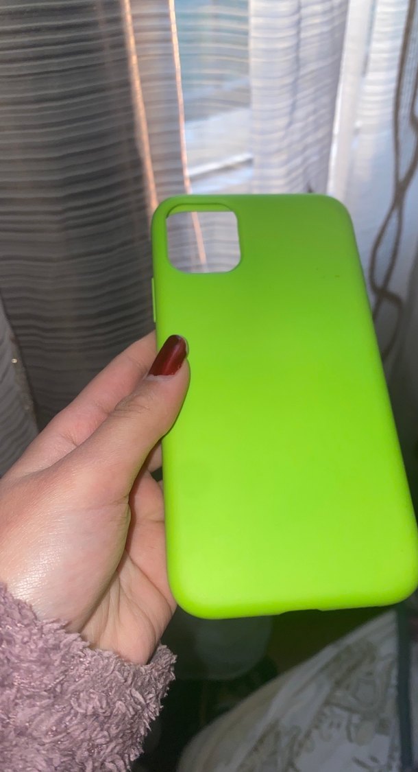 Parlak yeşil ve desenli telefon kılıfları - Görsel 2