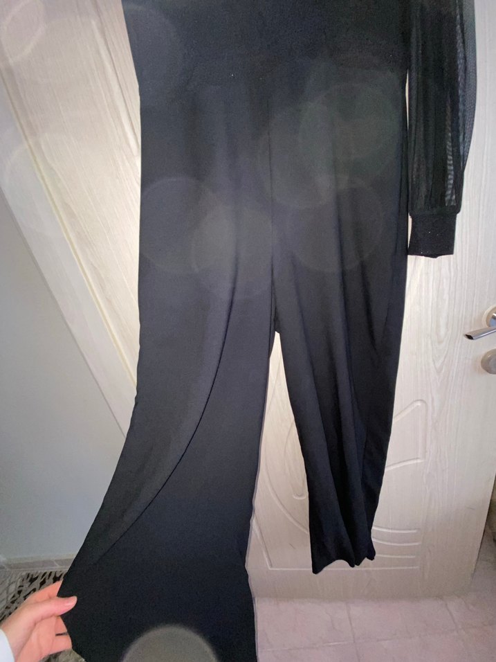 Uzun Siyah V Yaka tulum - Görsel 4