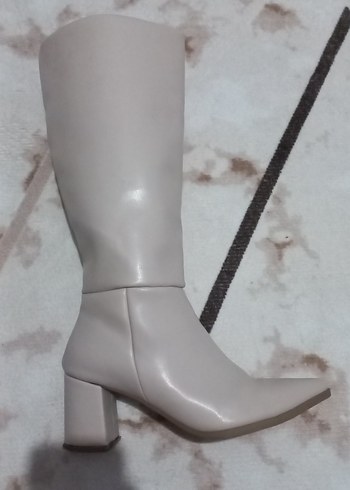 Bej Kadın Dizüstü Deri Çizme Stiletto Topuk - Görsel 2