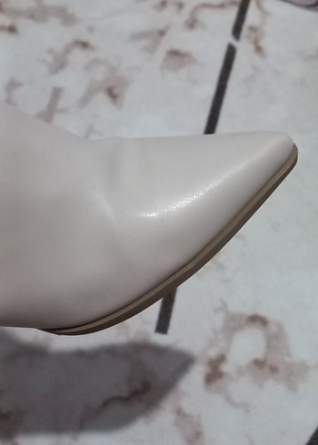 Bej Kadın Dizüstü Deri Çizme Stiletto Topuk - Görsel 3