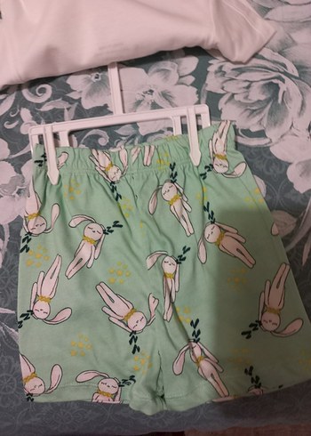 Beyaz Baskılı Bebek Takim - Görsel 2