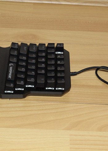 Rampage KB-R77 Blue Switch Oyuncu Klavyesi - Görsel 2