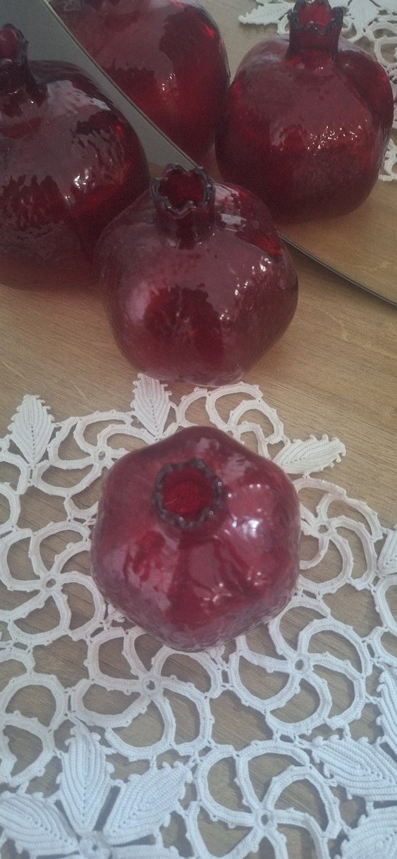 Kırmızı Renkli Nar Figürleri - Görsel 3