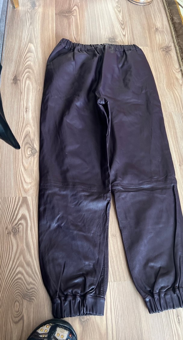 Mor  Deri Pantolon paça  boyu: 64 bel lastikli açılınca44 cm - Görsel 3