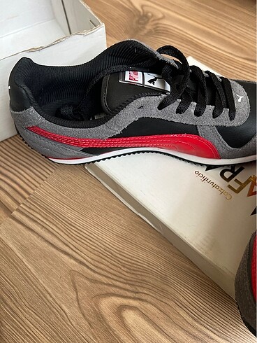 37 Beden Puma spor ayakkabı