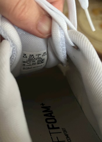 Nike sifir urun .Kadın Beyaz Bağcıklı Spor Ayakkabı - Görsel 3