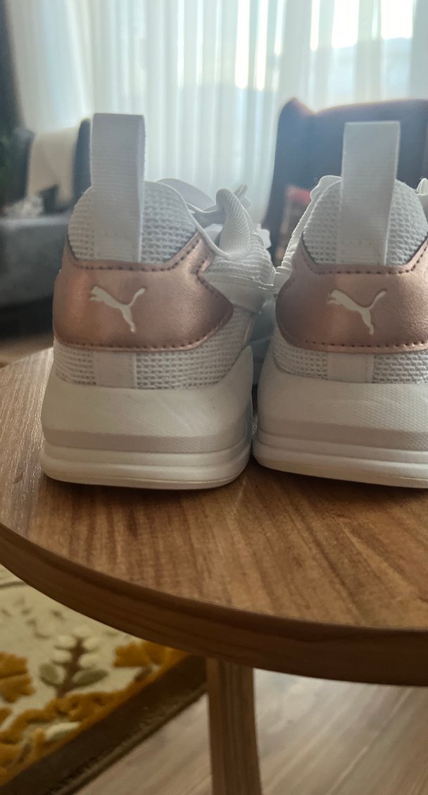 Nike sifir urun .Kadın Beyaz Bağcıklı Spor Ayakkabı - Görsel 2