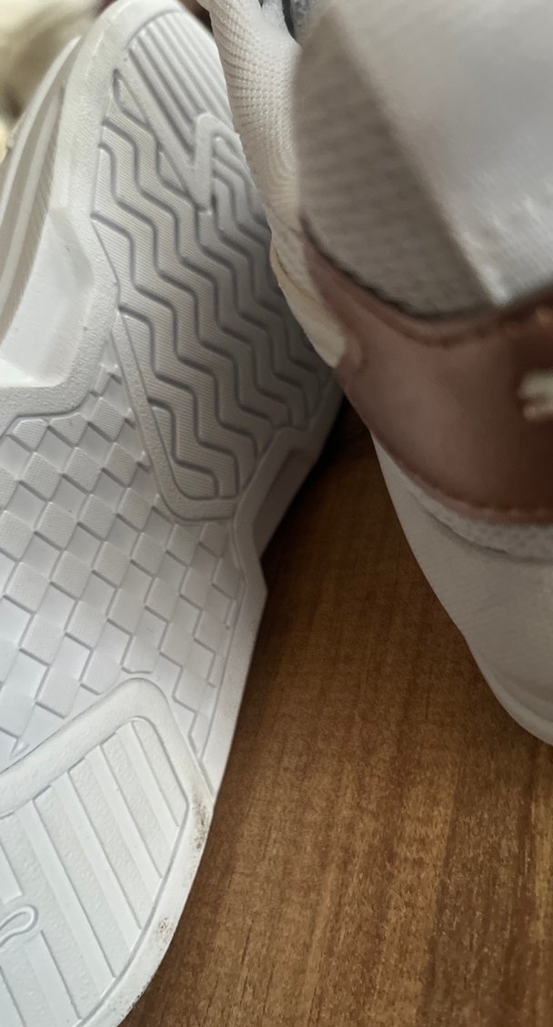 Nike sifir urun .Kadın Beyaz Bağcıklı Spor Ayakkabı - Görsel 5