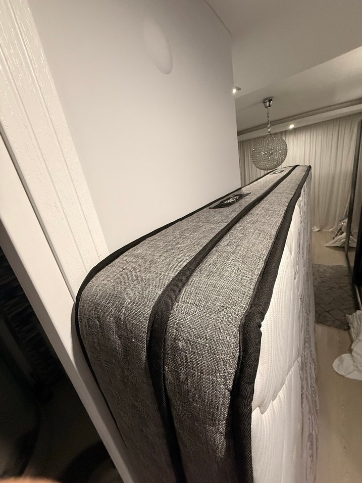 Gri Düz Desenli Yatak - Görsel 4