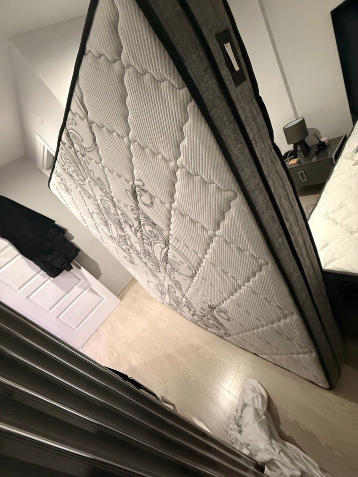 Gri Düz Desenli Yatak - Görsel 5