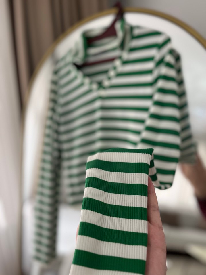 Düğmeli Yeşil Çizgili Balıkçı Yaka Kazak - Görsel 2