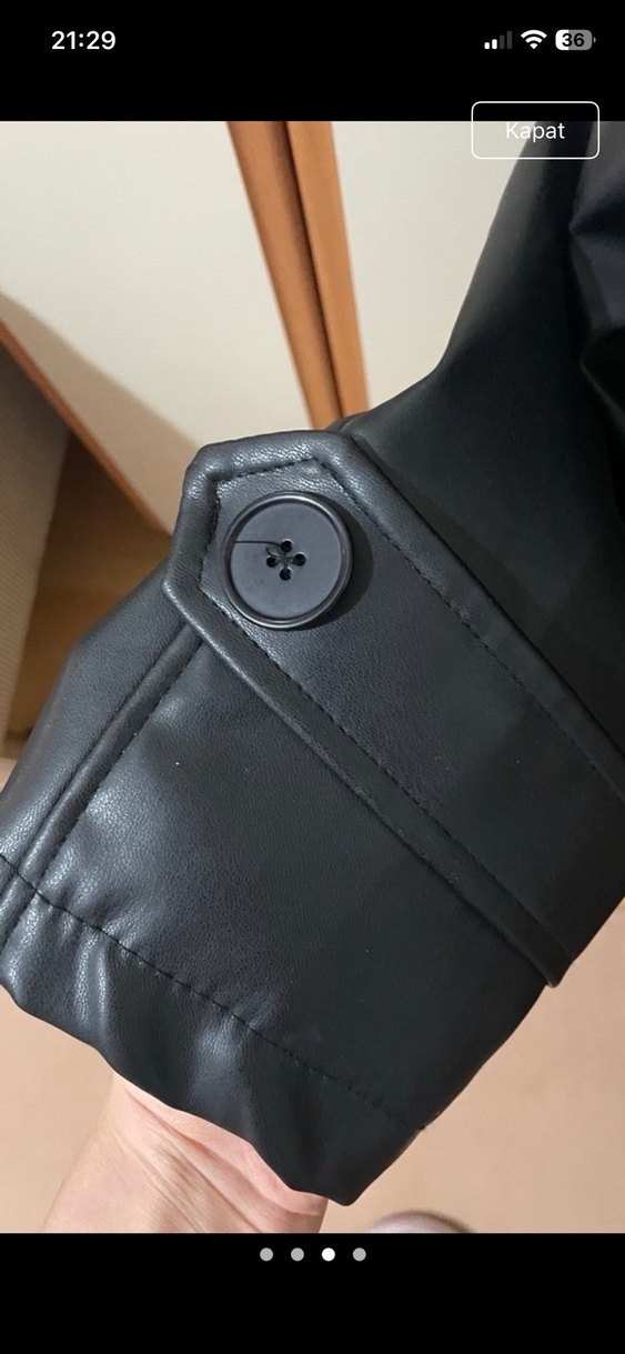 Siyah Deri Mini Kürk Detaylı Ceket - Görsel 3