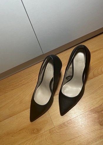 Siyah Stiletto Topuklu Kadın Ayakkabı - Görsel 2