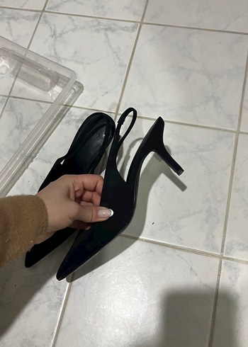 Siyah Tokalı Stiletto Kadın Ayakkabı - Görsel 4